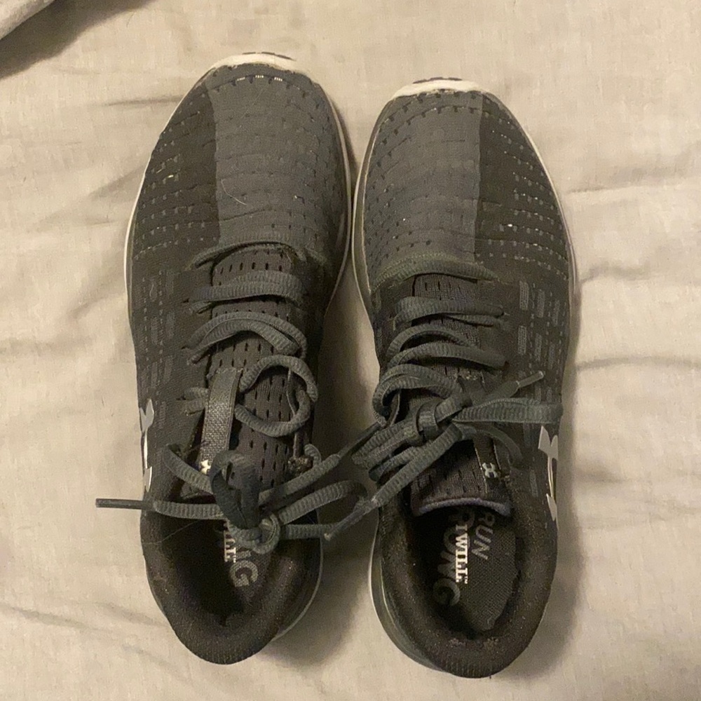 Under Armour Tennis shoes